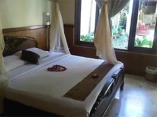 The Seminyak Village Resort فندق