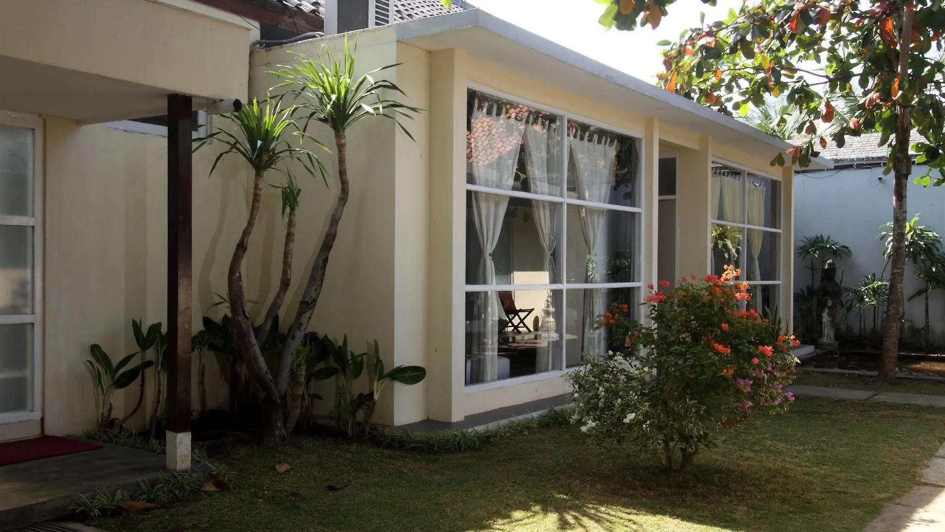 The Seminyak Village Resort سمينياك