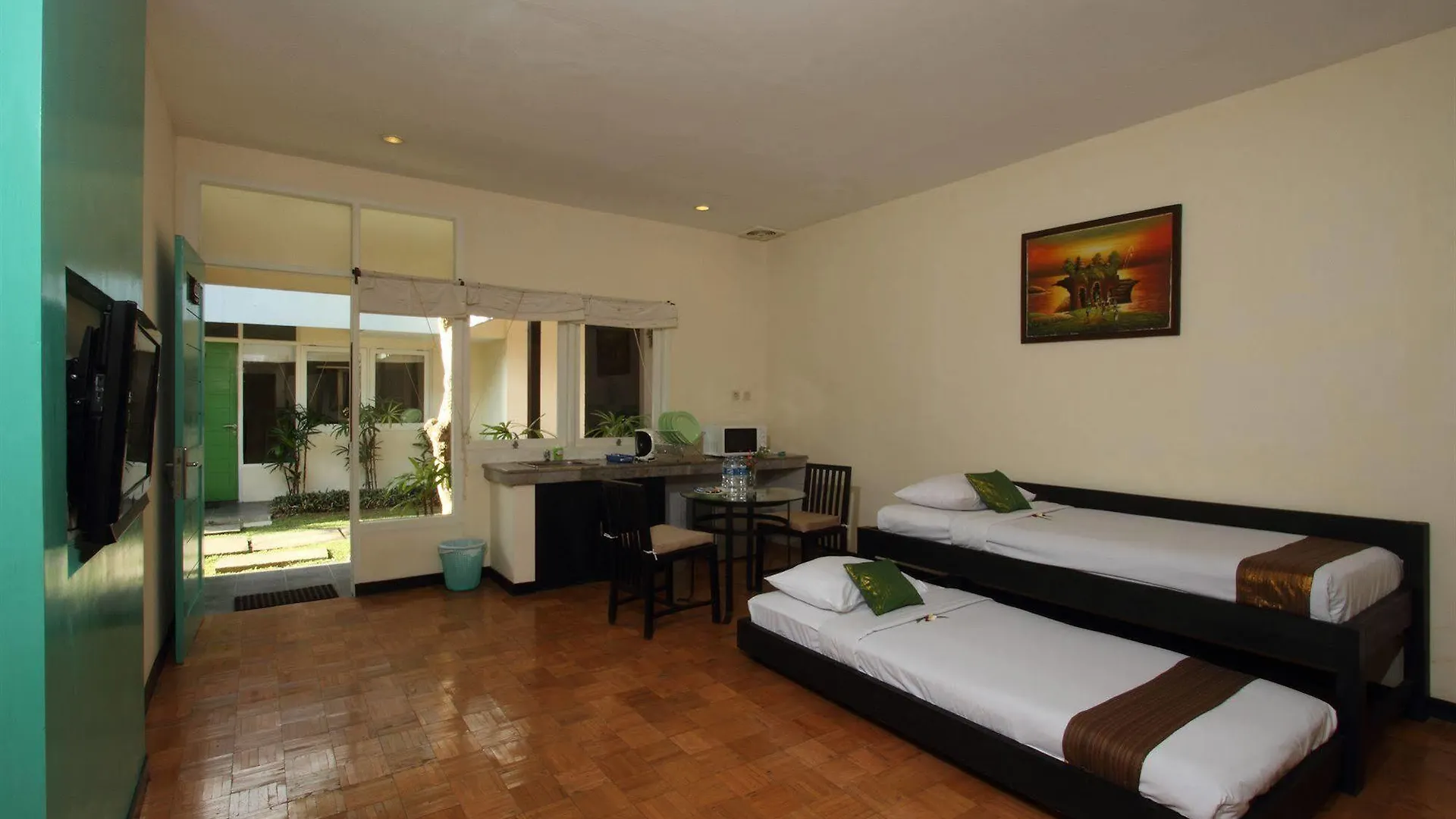 The Seminyak Village Resort فندق