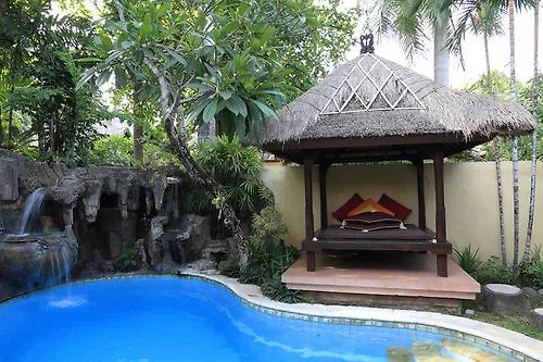 The Seminyak Village Resort فندق سمينياك